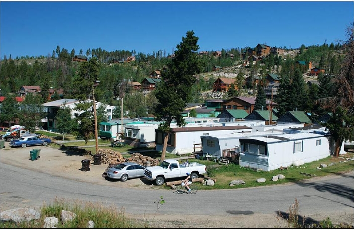 Primary Photo - Pine Tree Mobile Home Park