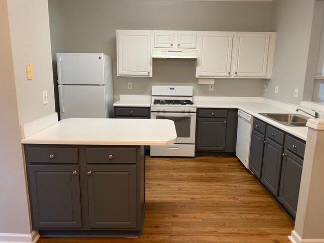 Building Photo - 4645 Valais Ct