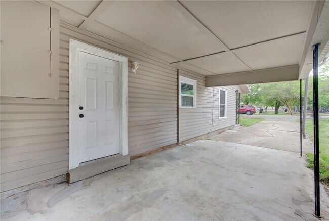 Foto del edificio - 4545 Bricker St