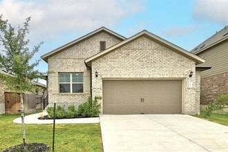 Building Photo - 149 Hackberry Ln