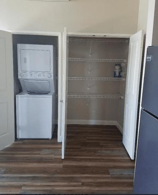 Foto del edificio - 851 W Front St #503