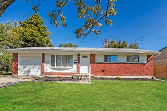 Building Photo - 2016 Mistyhill Dr