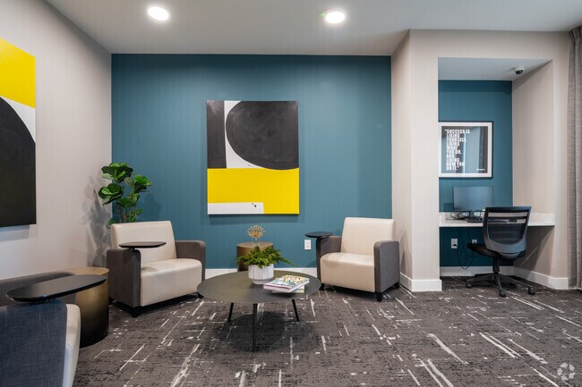 Centro de negocios - Spring Villas- Income Restricted