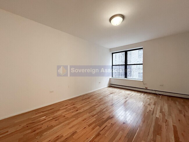 Foto del edificio - 617 W 143rd St