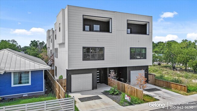 Foto del edificio - 810 Iowa St