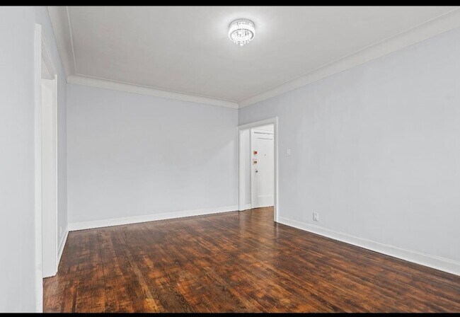 Foto del edificio - 117 Kensington Ave