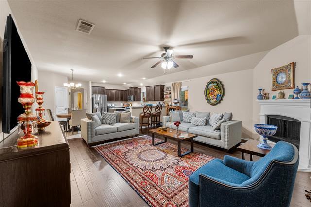 Building Photo - 201 Whitman Dr