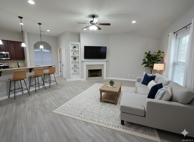 Foto del edificio - 8812 Andress Ct