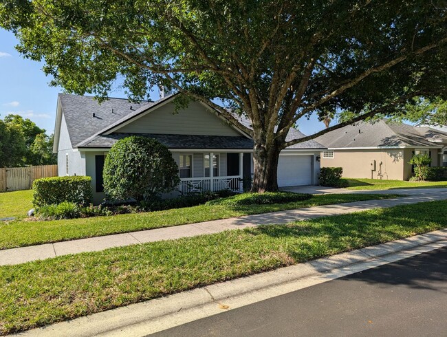 Building Photo - Gorgeous 4 Bed 2 Bath Home for Rent in Apo...