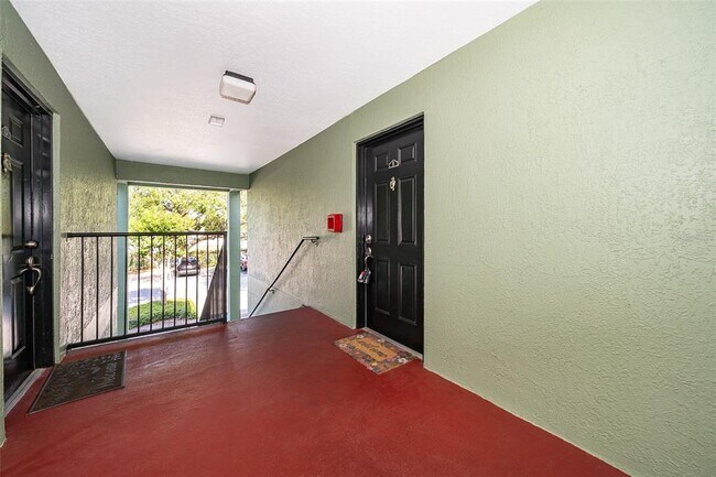 Building Photo - 2065 Dixie Belle Dr