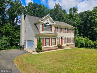 Building Photo - 8401 Hollow Tree Ln