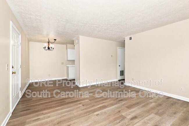 Foto del edificio - 1002 Old Manor Rd