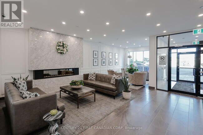 Photo du bâtiment - 460-460 Callaway Rd
