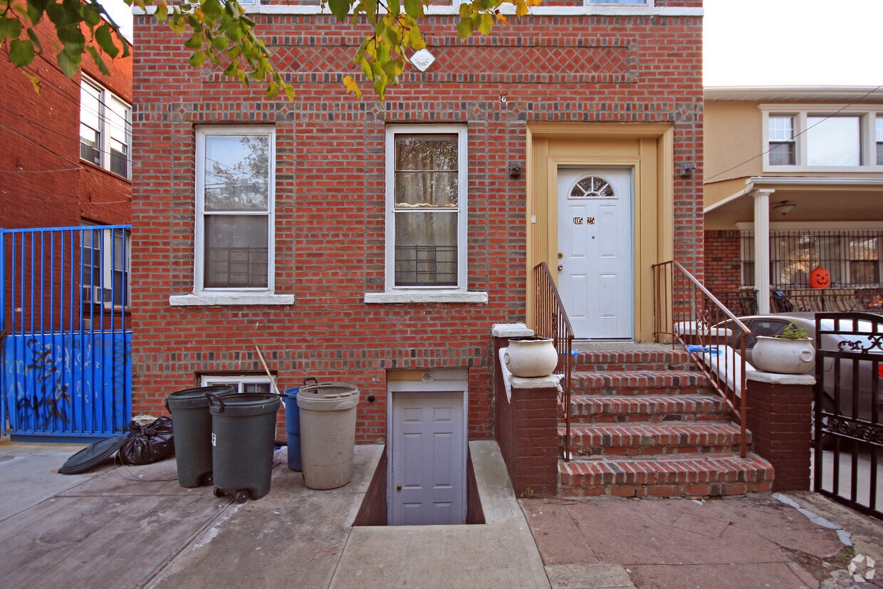 Foto del edificio - 105-25 75th St