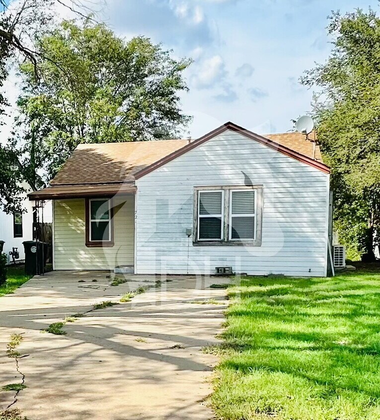 Foto principal - 721 E Ash St