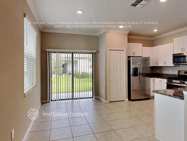 Foto del edificio - 8527 Campus Woods Way
