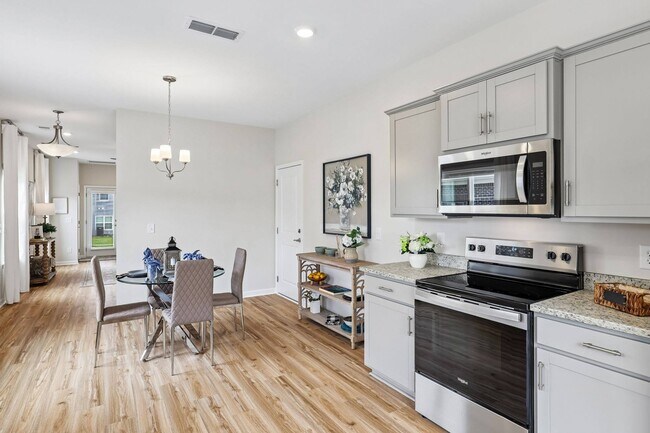 Foto del edificio - Harts Branch Townhomes