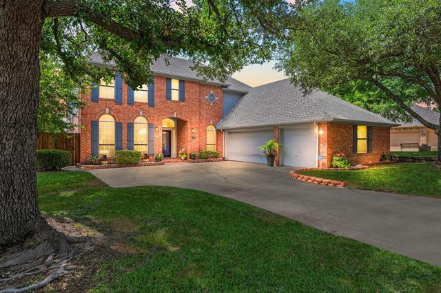 Foto principal - 2713 Creek Crossing Dr