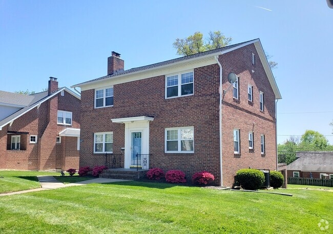 Building Photo - 2801 Bauernwood Ave