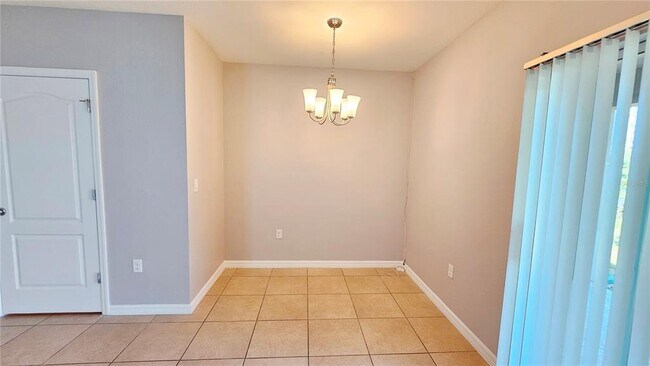 Foto del edificio - 364 Arbor Lakes Dr