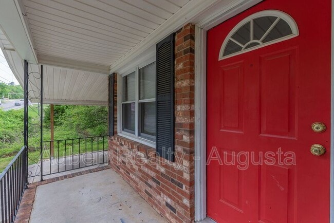 Building Photo - 2416 Barton Chapel Rd