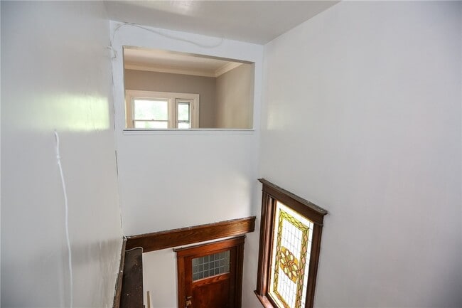 Building Photo - 29 Birch Crescent