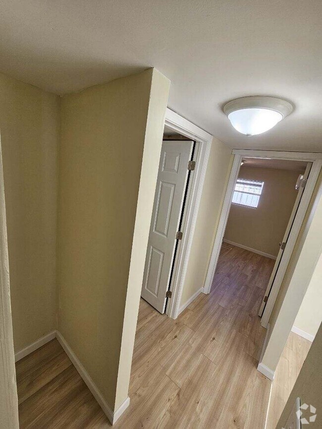Building Photo - 116 Langford Dr