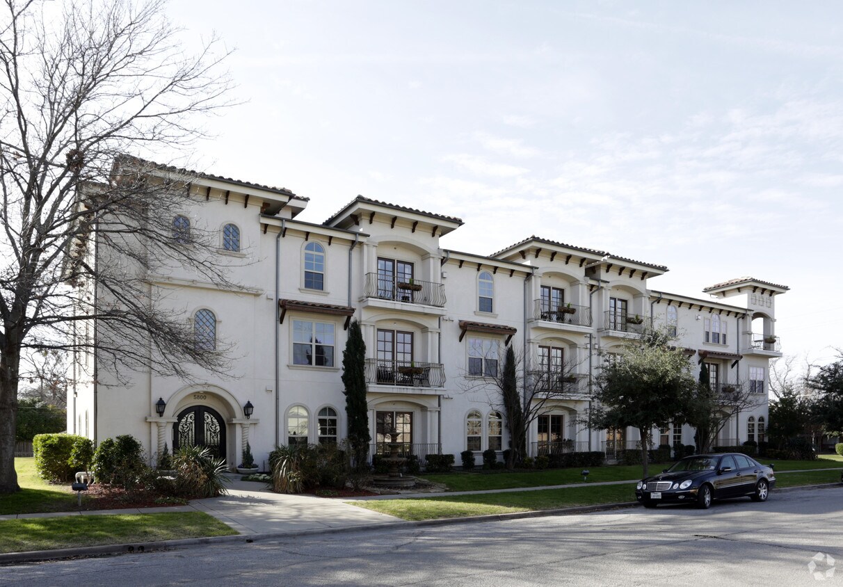 Foto principal - 5800 Mccommas Blvd