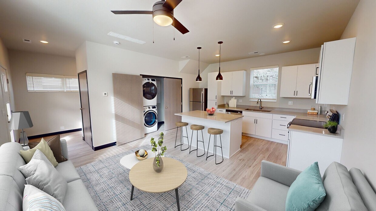 Foto principal - 2801 Oakland St