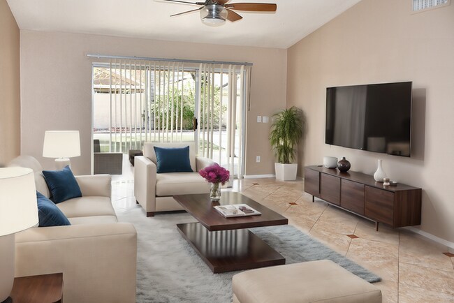 Foto del edificio - Great Location! Lovely 3Bedroom Plus/ 2Bathroom Chandler Home!