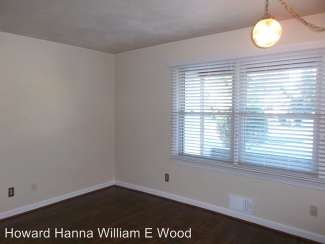 Building Photo - 4582 Southern Pines Dr