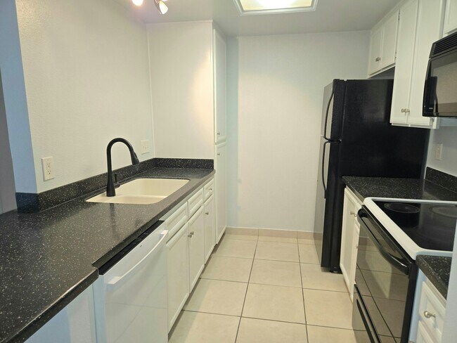 Foto del edificio - 1514 Seventh Avenue, Unit 205