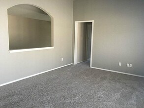 Building Photo - 27802 Amy Willow Ln