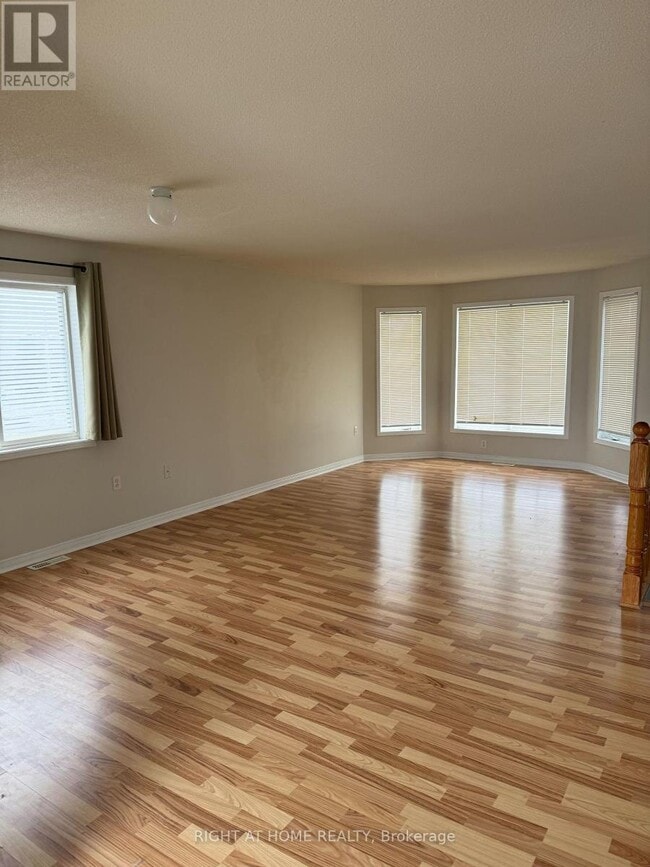 Building Photo - 229 Dunsmore Ln