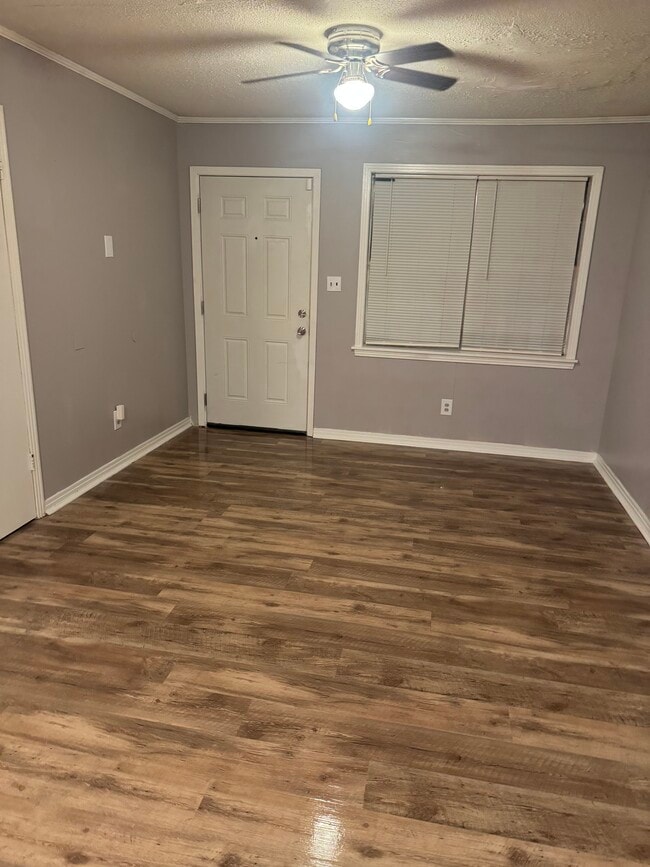 Building Photo - 3113 Beasley Dr