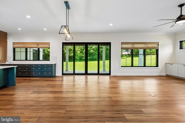 Foto del edificio - 240 Lewis Williams Ln