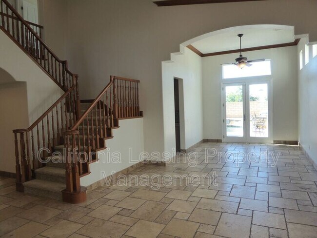Building Photo - 17425 Honey Maple St