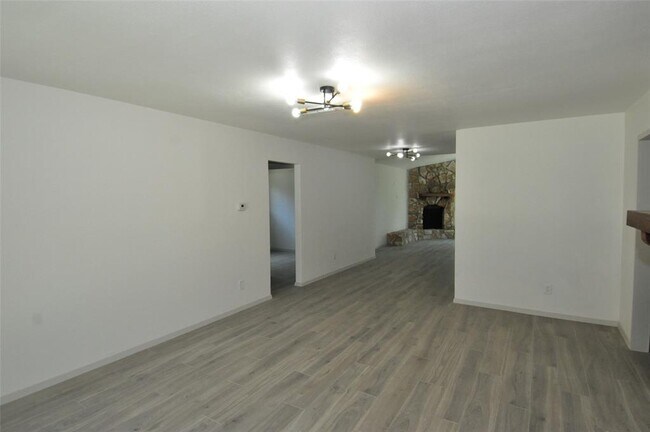 Building Photo - 12313 Bainbridge Ln