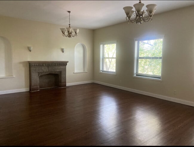 Living Room - 7539 S Phillips Ave