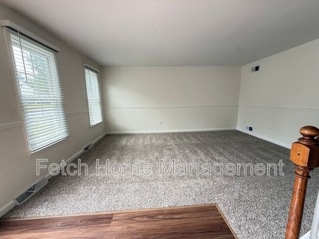 Foto del edificio - 55 Beech Ln