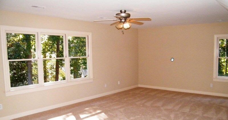 Foto del edificio - 106 Whispering Pines Ct