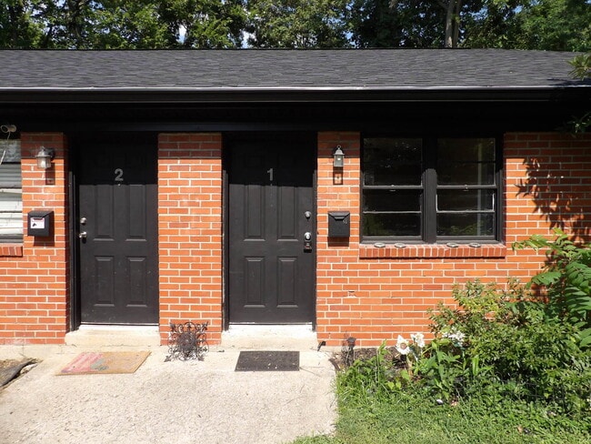 Building Photo - 103 Carey Ave