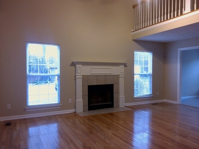 Building Photo - 3438 Meadowhill Drive