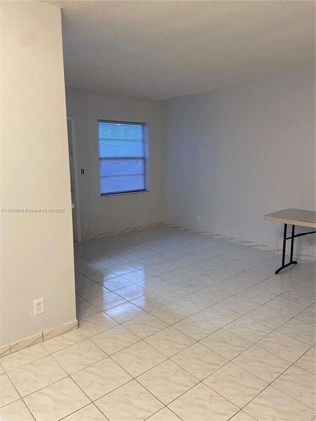 Foto del edificio - 2219 Polk St