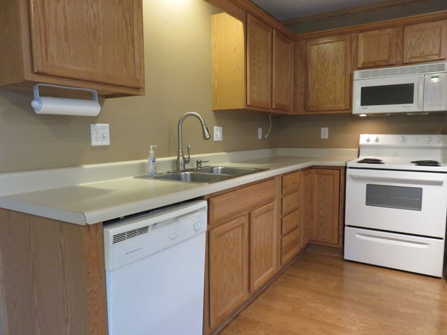 Building Photo - 8302 Westown Pkwy