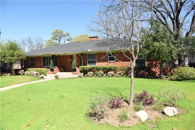 Foto del edificio - Well maintained ranch style home for rent!