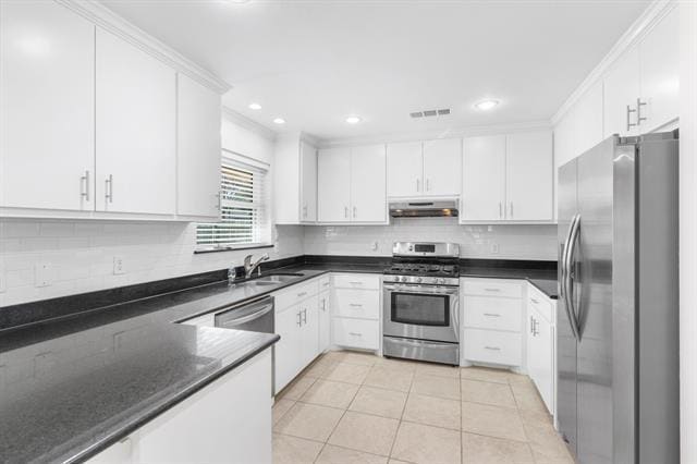 Building Photo - 831 Warren Way