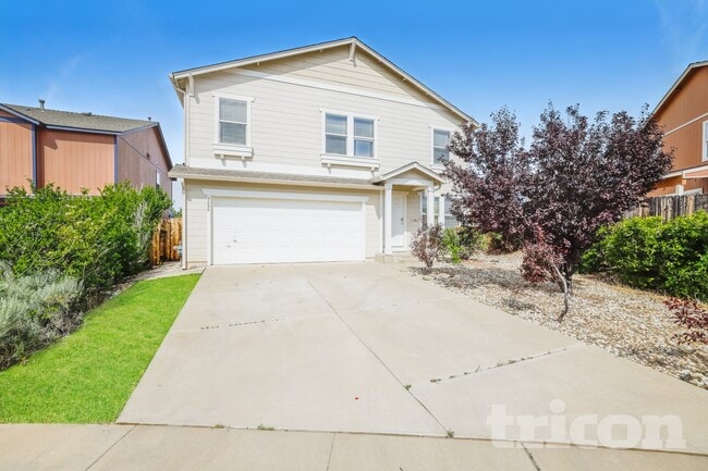 Building Photo - 9696 Canyon Meadows Dr