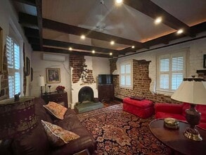 Building Photo - 53 Hasell St