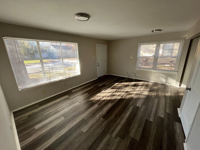 Foto del edificio - Cozy One Bedroom Home with Large Fenced in...